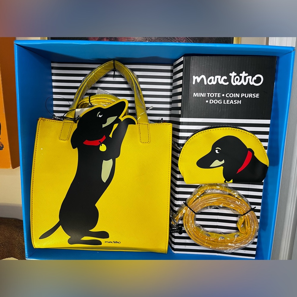 Mark Tetro Dachshund adorable yellow mini tote, coin purse and leash gift set!